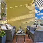 2207 Pula